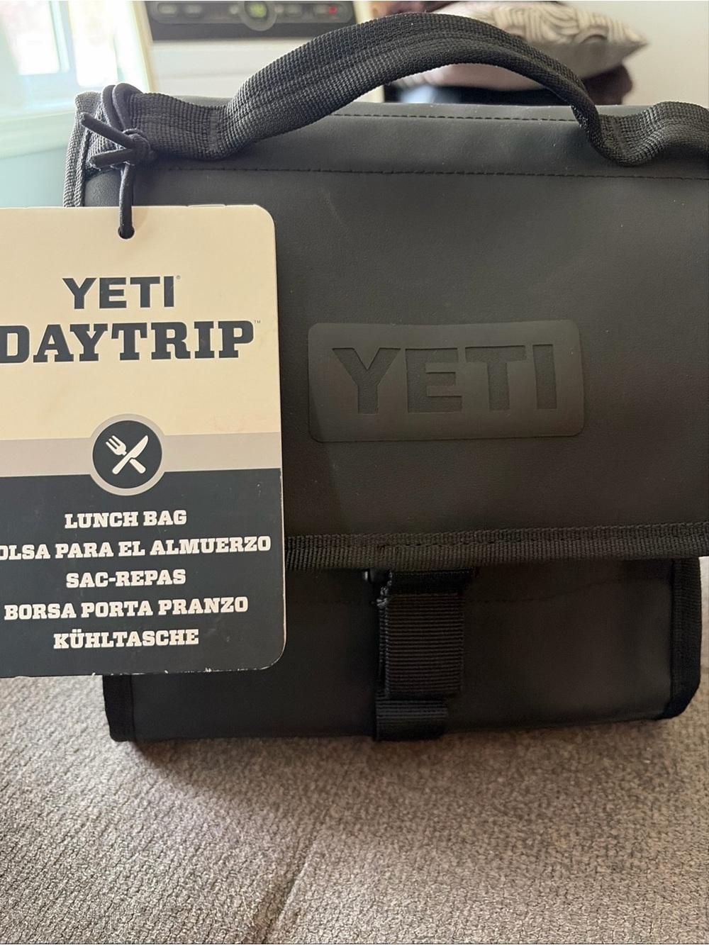Yeti Daytrip Black Lunch Bag Cooler